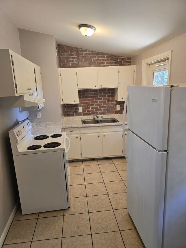 Photo - Bright and airy home located near both maj...