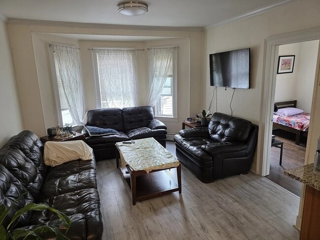 1081 Lawrence St Unit 2