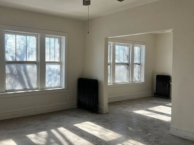 Photo - 4832 W Montrose Ave Unit 3