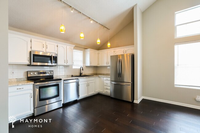 Photo - 202 S Huntsman Blvd