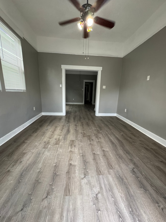 Photo - 1525 N Broad St