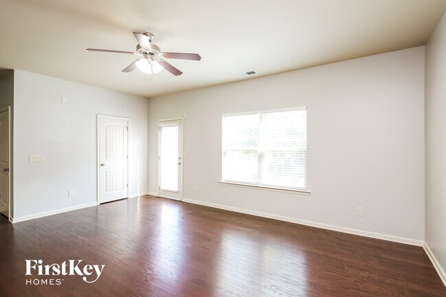 Photo - 501 Mill Ridge Rd