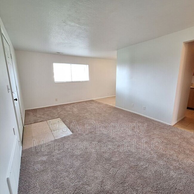 Photo - 4642 S Arlington Park Dr Unit 01