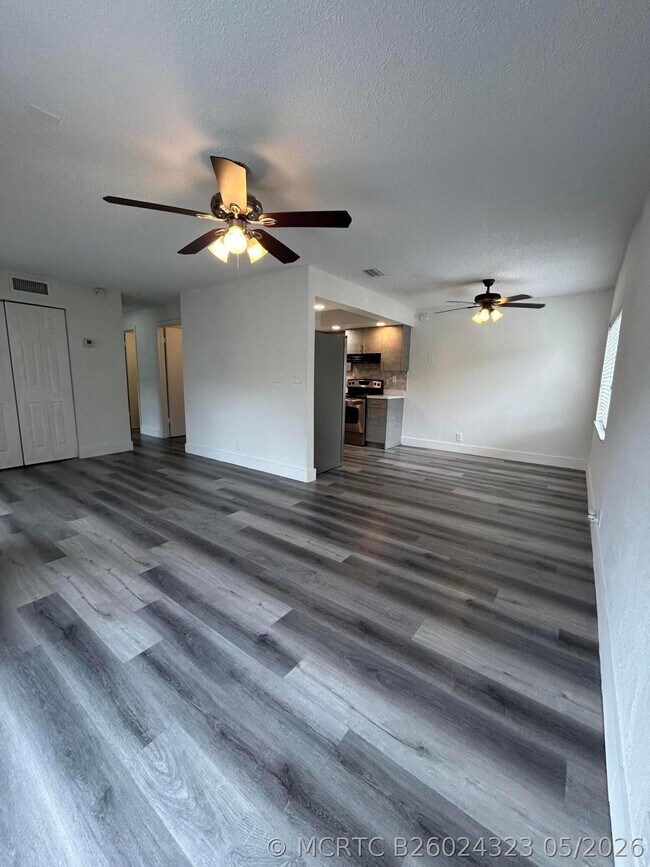 Photo - 2229 NW 59th Ave Unit 70-c