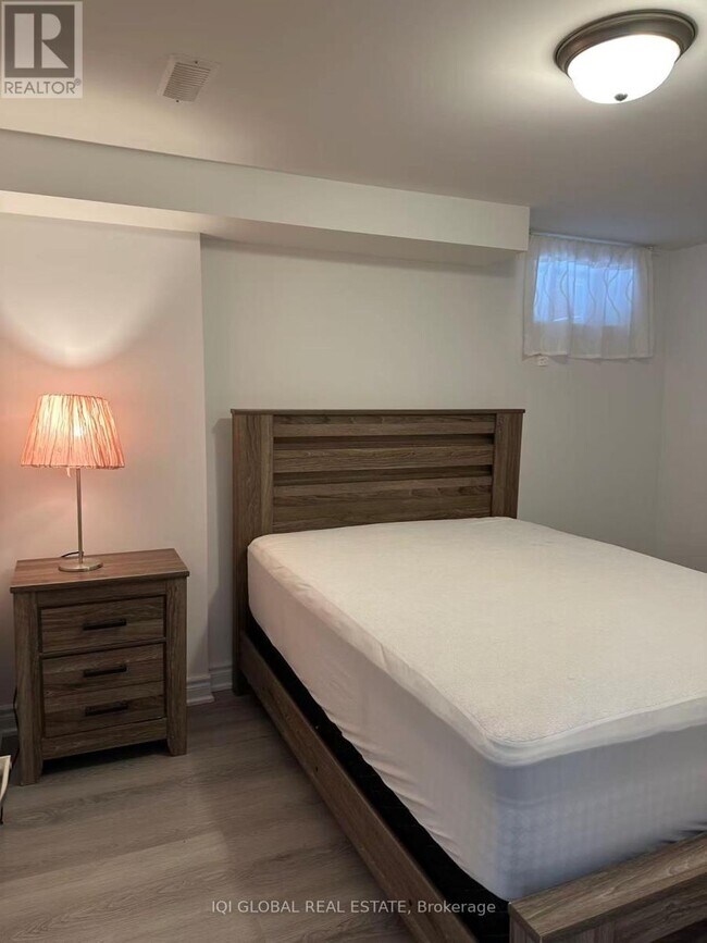 Photo - 50 Drizzel Cres