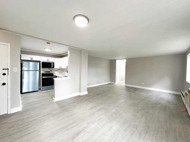 Photo - 2035 W Granville Ave Unidad C414