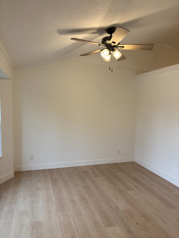 Photo - 504 N 2870 W