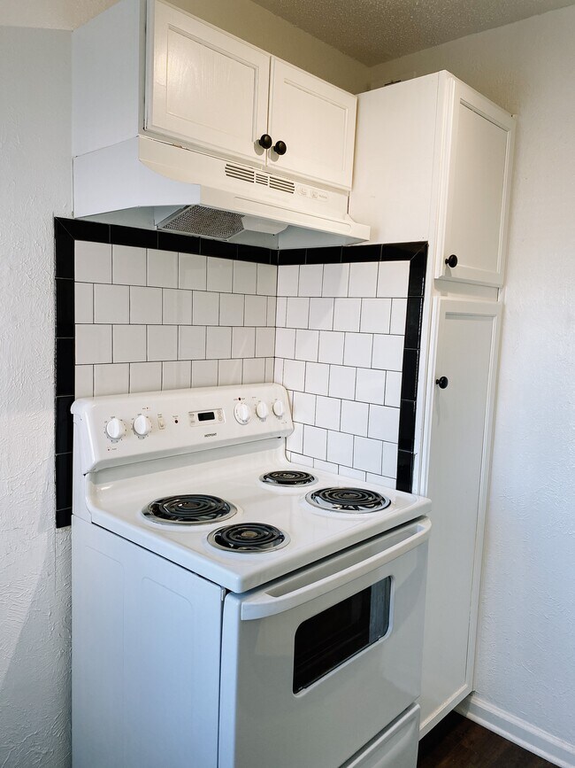 Photo - Lincoln Terrace Apartments