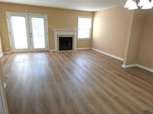 Photo - 2378 Cove Rd