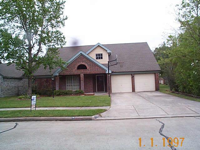Photo - 10806 Willowmist Dr House