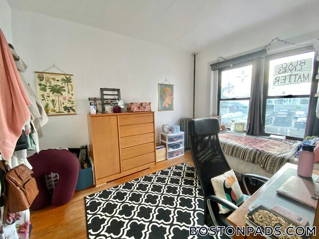 Building Photo - 239 Harvard Ave Unit 2 Rental