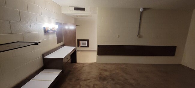 Photo - 112 E Cherry St