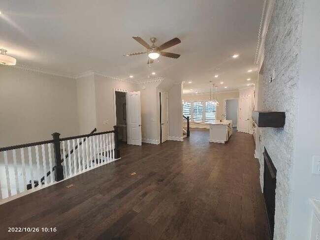 Photo - 2012 Cortland Rd