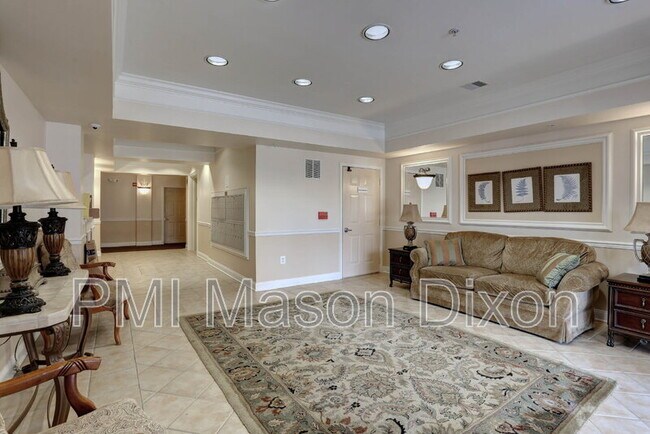 Photo - 5801 Clipper Ln Unit 404