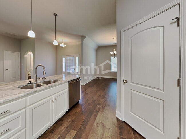 Photo - 3670 Dorrie Cir