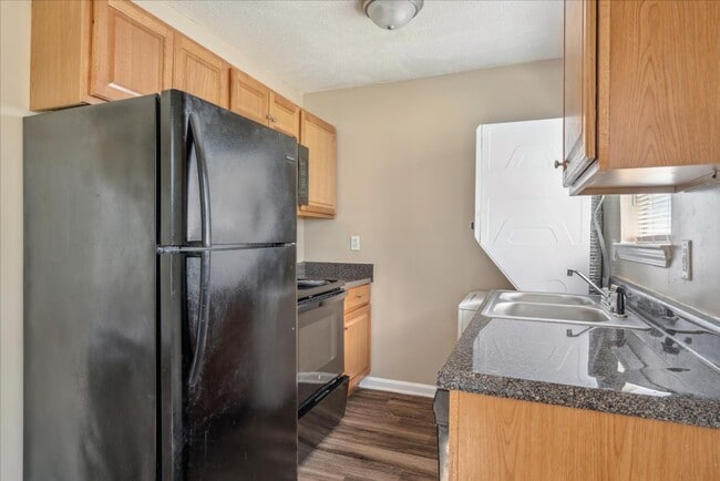 Shelby Pointe Townhomes