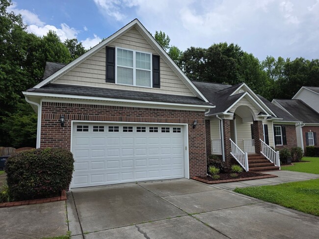 Photo - 205 Woodberry Pl