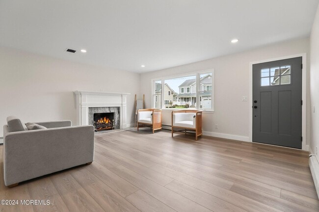 Photo - 1419 Joseph St