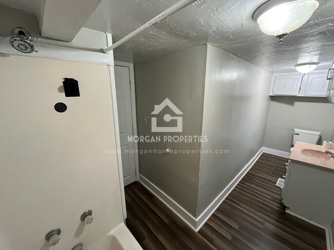 Photo - 2908 Fletcher St