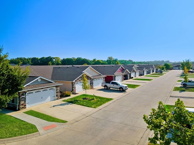 Photo - Redwood Noblesville Harewood Drive N