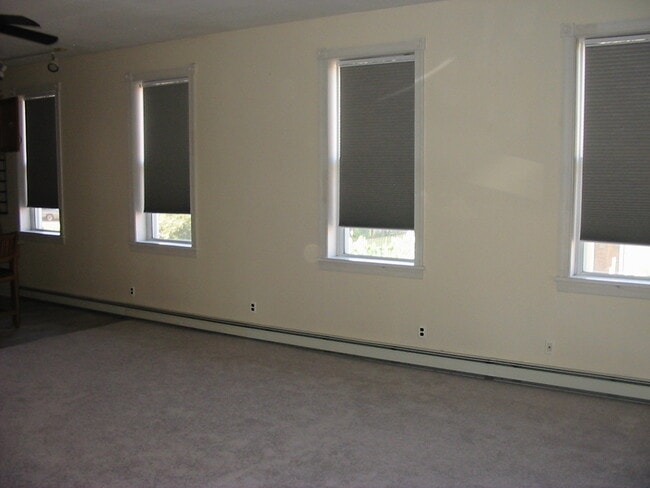 Photo - 121 Gay St Unit Apartment C