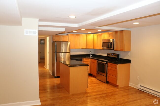 Building Photo - 1464 Newton St NW Unit B Rental