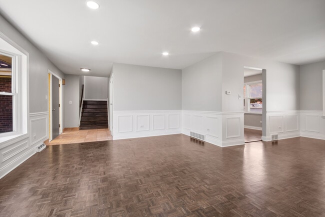 Photo - 9212 McVicker Ave