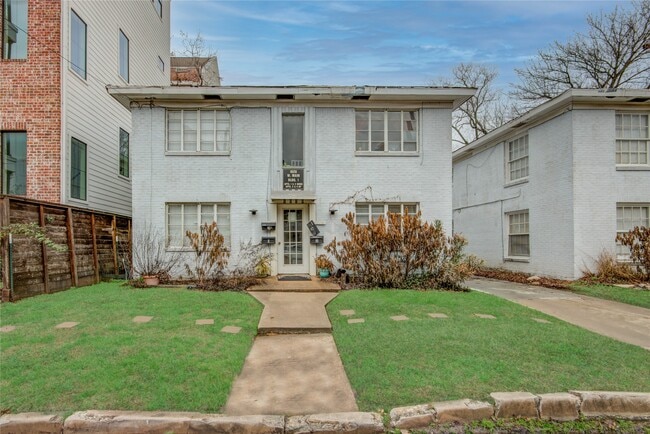 Photo - 1828 W Main St Unit 1
