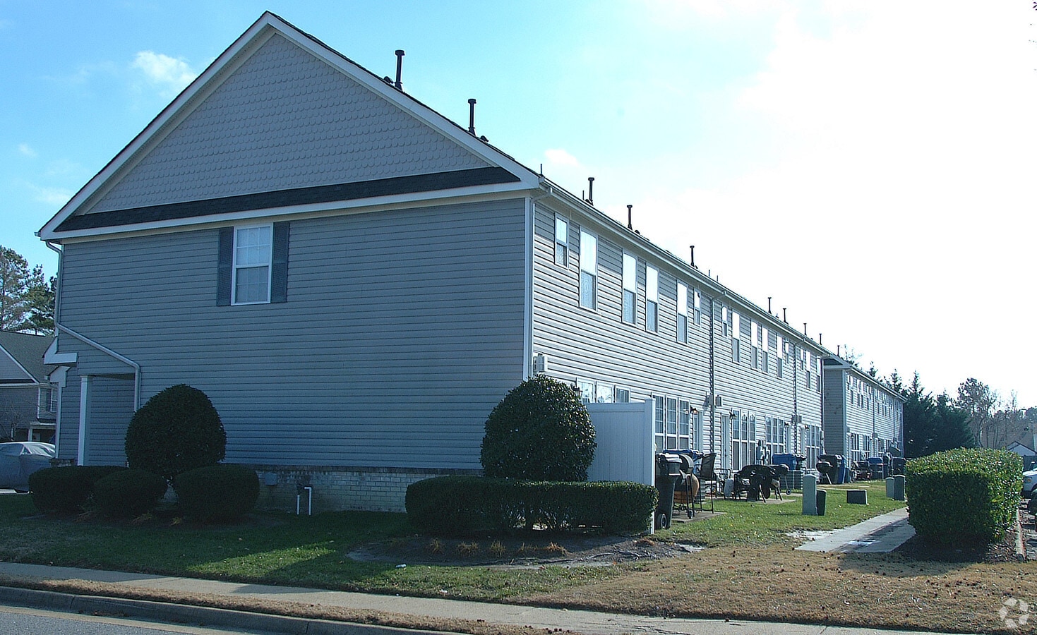 Thalia Commons - The Commons At Town Center Apartments