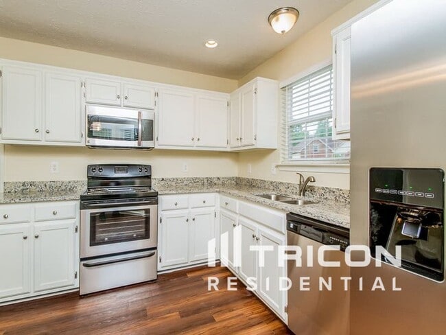 Photo - 3204 W Yorkshire Ct