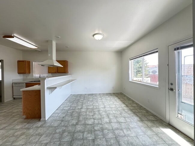 Photo - The Oaks Apartments