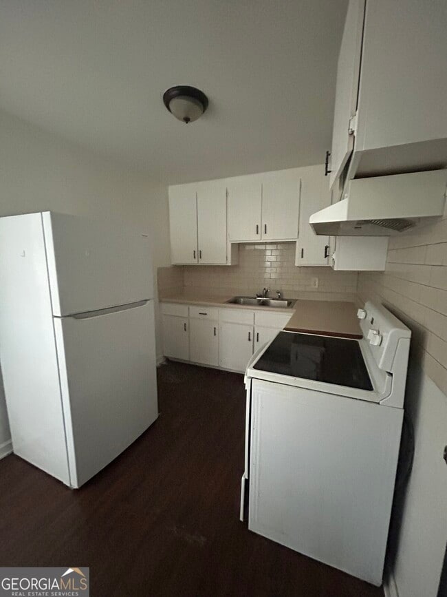 Photo - 2870 Margaret Dr