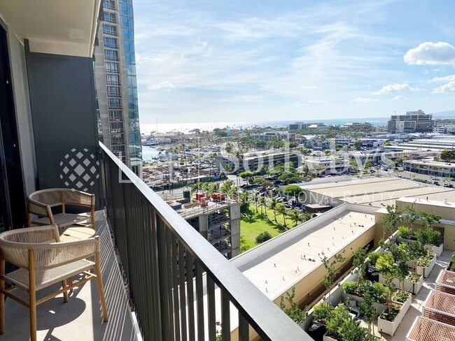 Building Photo - Aalii #1303  |  Honolulu, HI Unit 1303 Rental