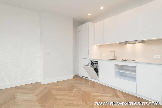Building Photo - 461 Massachusetts Ave Unit 12 Rental