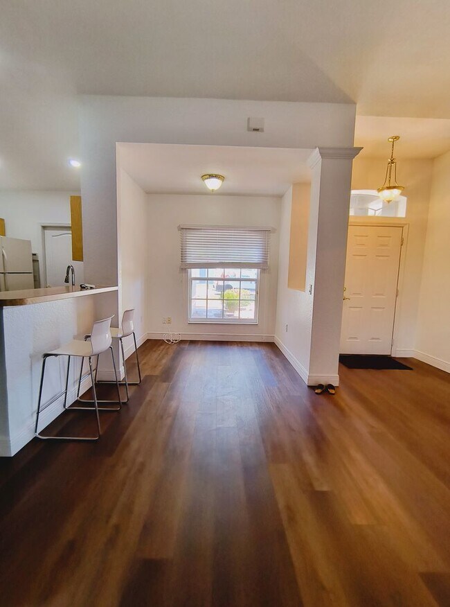 Photo - Beautiful 3 Bedroom 2 Bathroom Bungalow in...