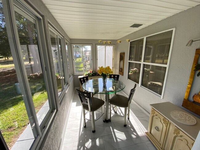 Photo - Spectacular ANNUAL LEASE or SEASONAL RENTA...