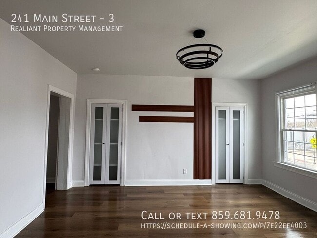 Photo - 241 Main St Unidad 3