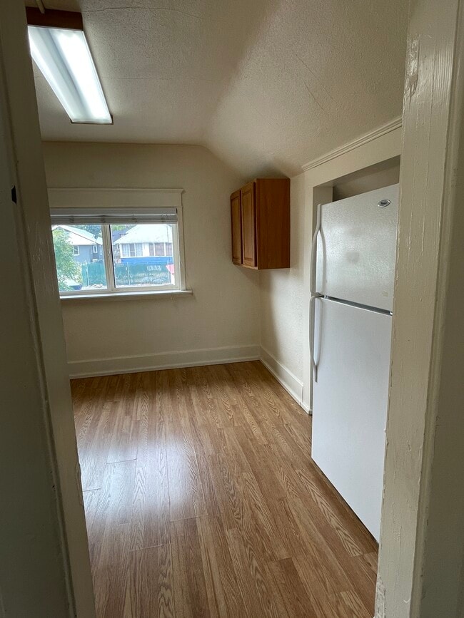 Photo - 412 S Mission St