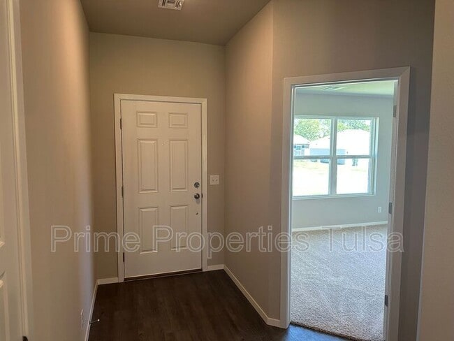 Photo - 1009 W Abilene Rd