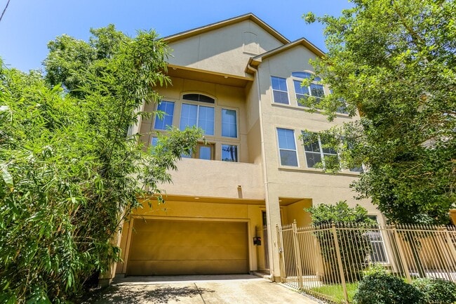 Building Photo - 1714 Van Buren St Rental
