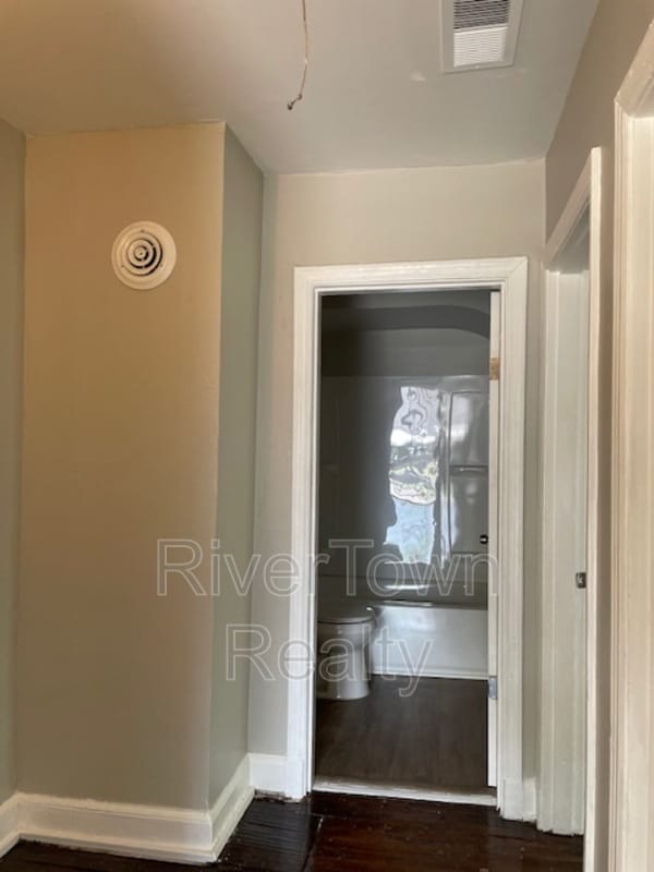 Photo - 822 Kippley St