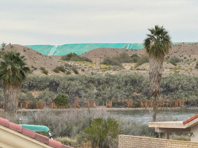 Photo - 3Br 3Ba House with Pool Across- RIVERFRONT with Balcony Observation Deck