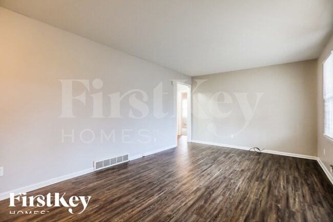 Photo - 10508 East 33rd Terrace S