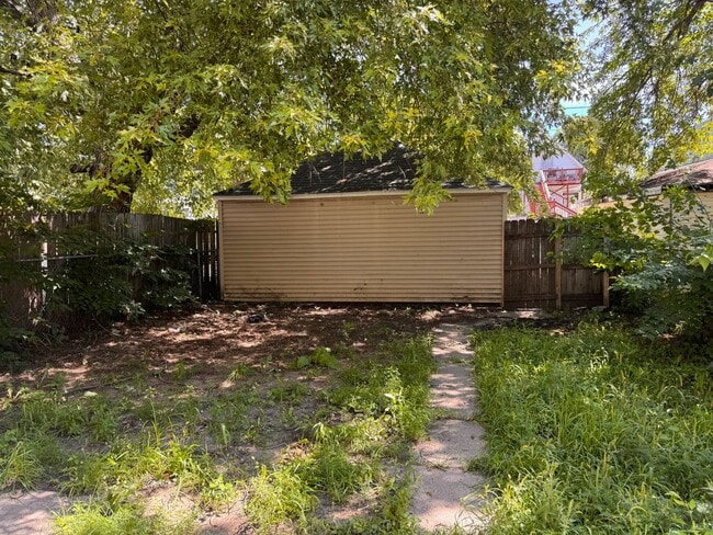 1118 S 18th St
