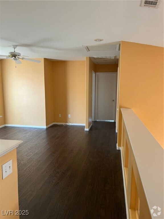 Building Photo - 212 Silver Castle St Rental
