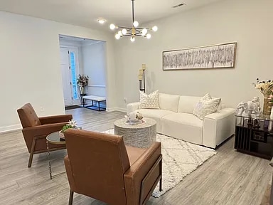 Photo - 4 Bedroom for Rent in Apex