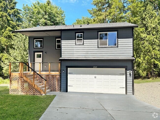 Building Photo - Beautiful New Construction Home with Priva...