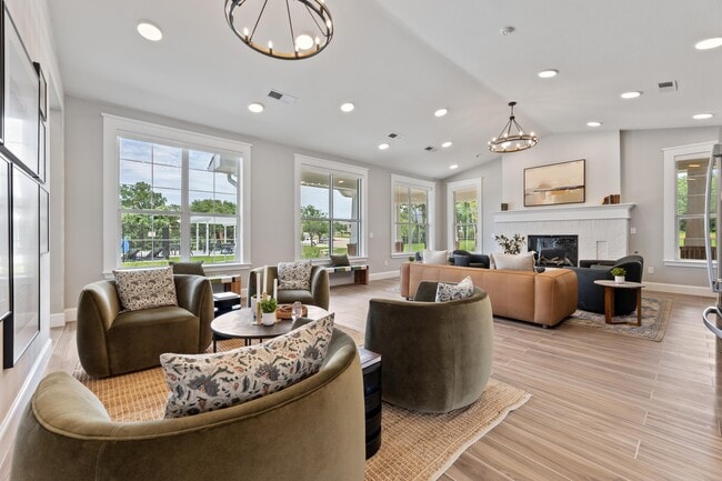 Photo - Sandy Creek Apartments