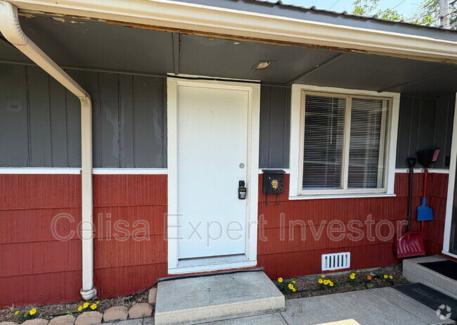 Building Photo - 342 Lincoln Hwy E Unit 4 Rental