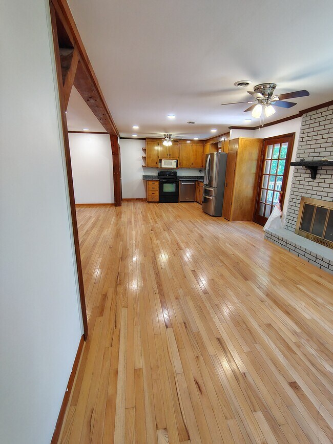 Photo - 109 Long Rifle Rd Unidad 109 Long Rifle Road